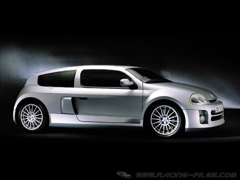 chopped renault clio sport v6 24v1 .jpg